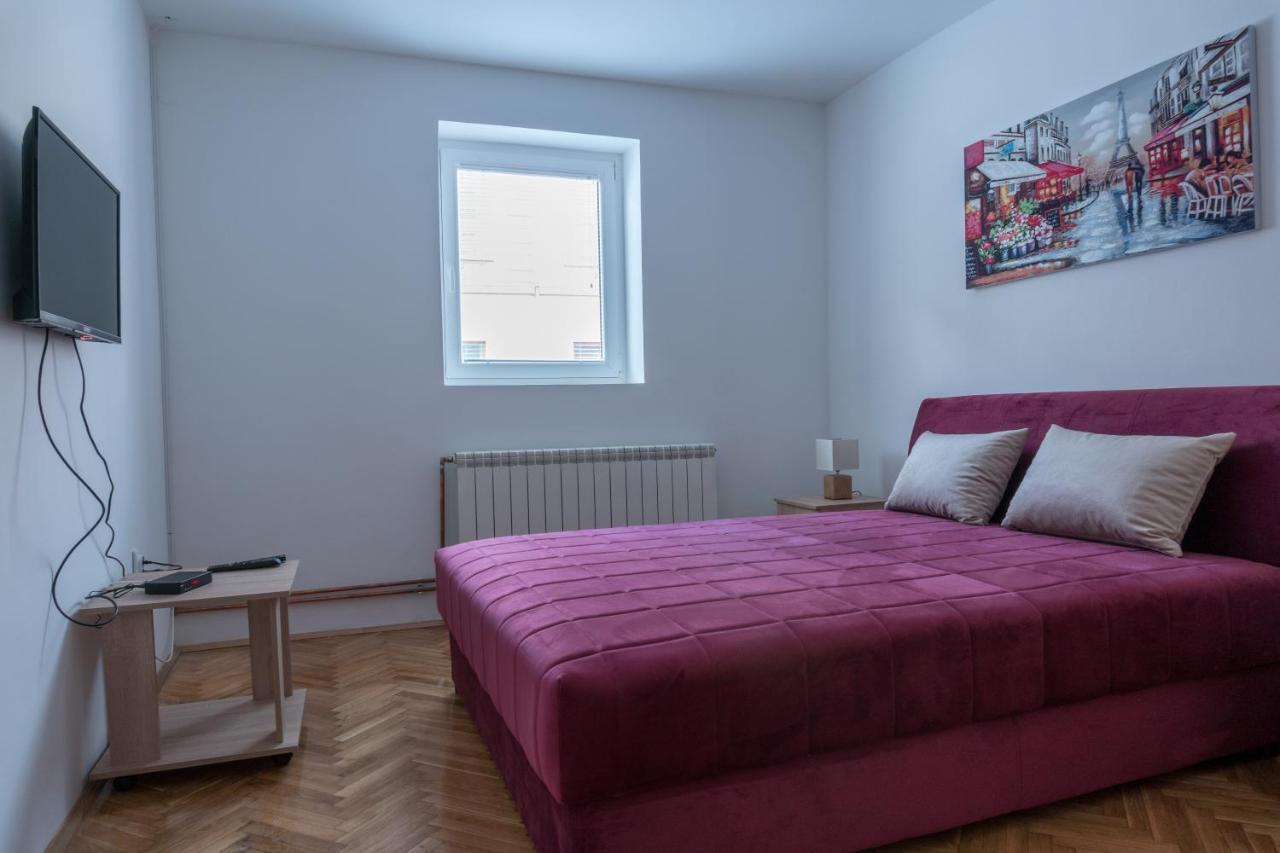 Gerardus Apartmani Vrsac Luaran gambar